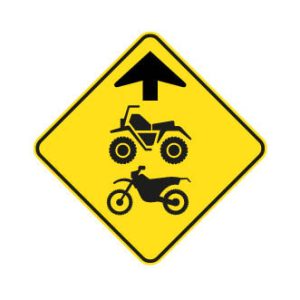 Signal avancé de chaussée ou de sentier désigné pour VHR