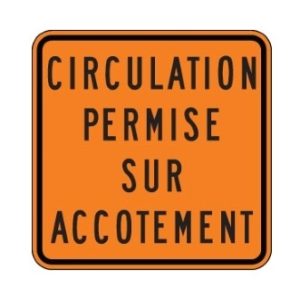 Circulation permise sur accotement